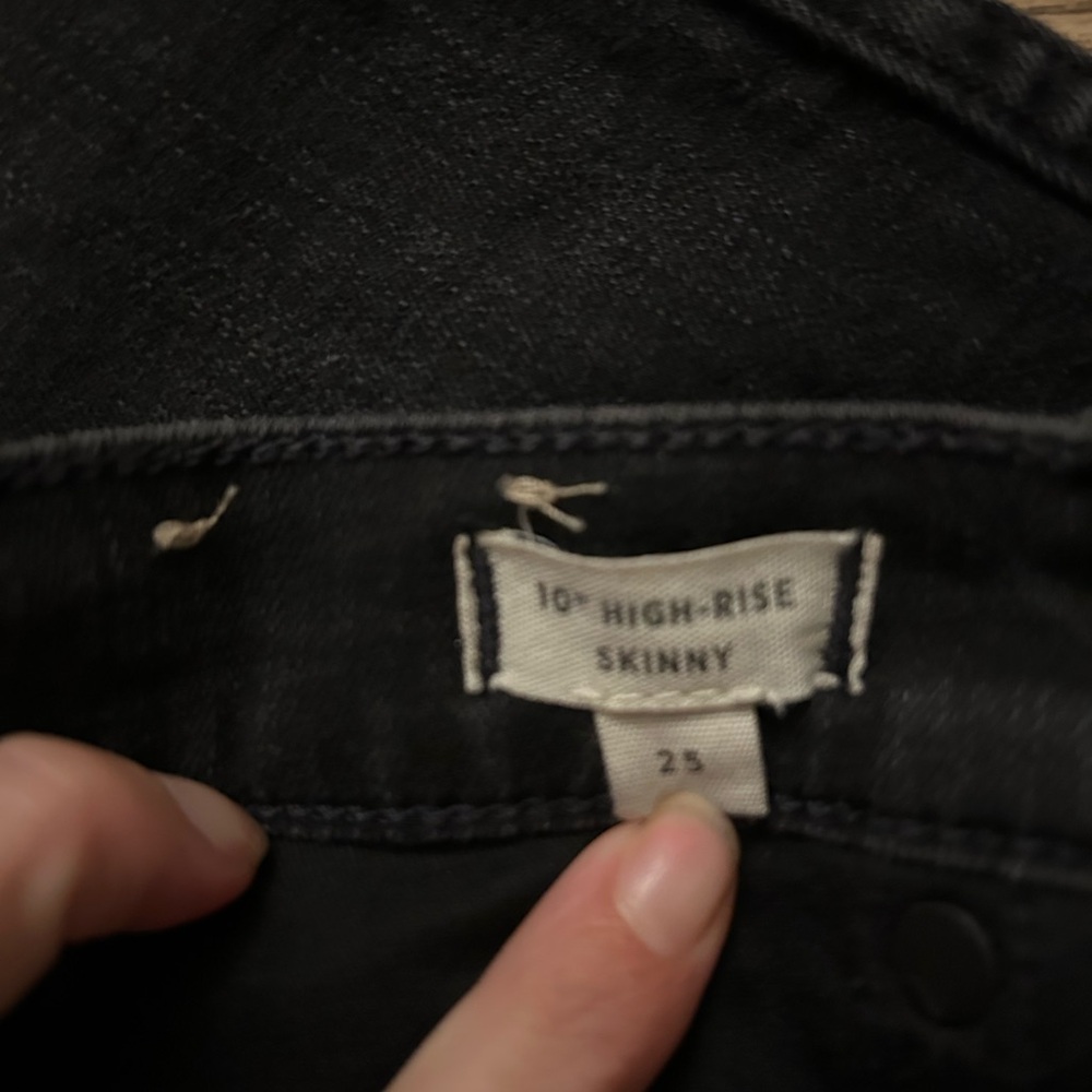 Madewell Black Skinny Jean - Picture 5 of 6